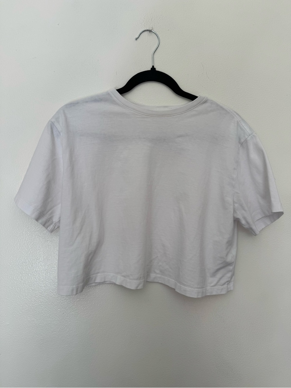 Classic White Cropped Tee - Women's Top Good American Size 2